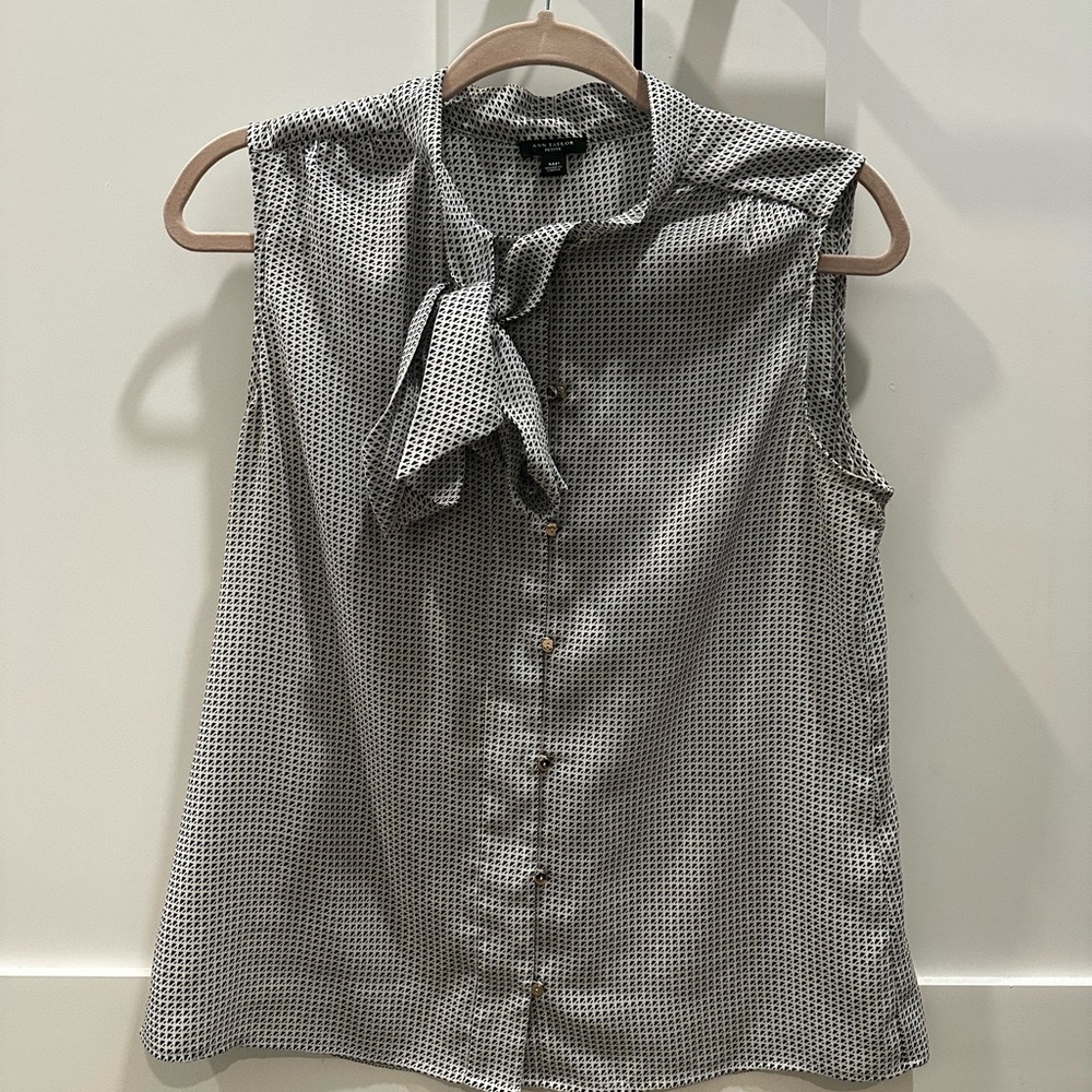 Ann Taylor Black and White Sleeveless Tie-Neck Blouse